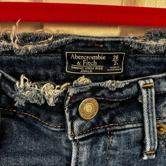 Abercrombie & Fitch Simone High Rise Raw Hem Ankle Jeans - Picture 4 of 6